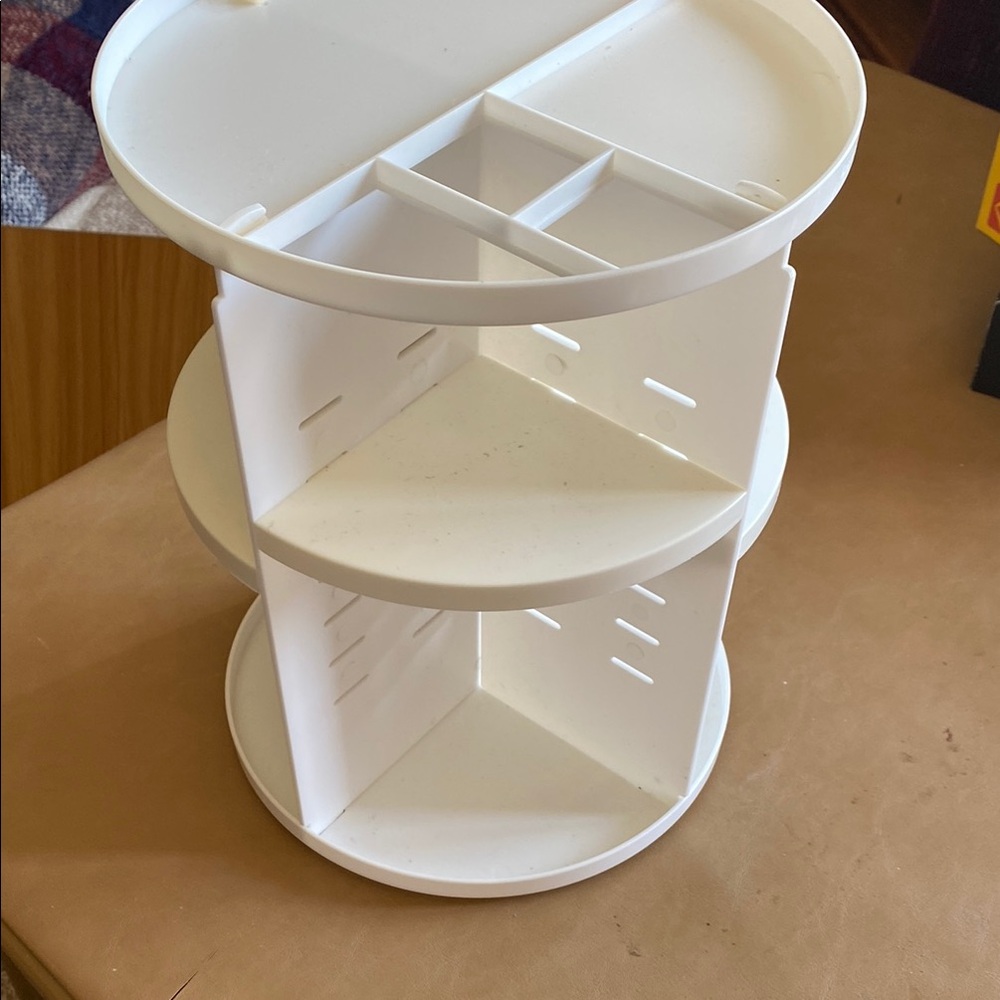 White Rotating Organizer - Picture 5 of 8